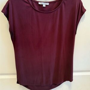 Green Envelope Burgundy Short Sleeve Top